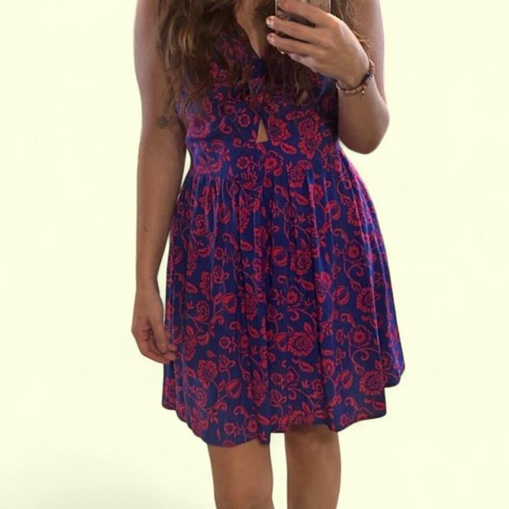 Bluered floral print dress with